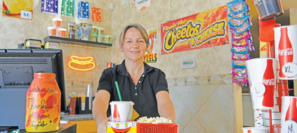 Loma Theater brings big laughs to Socorro with nationally known comedian