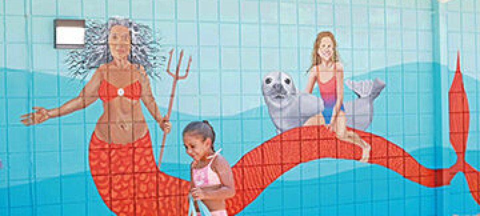 Swimming pool mural captures the community’s attention